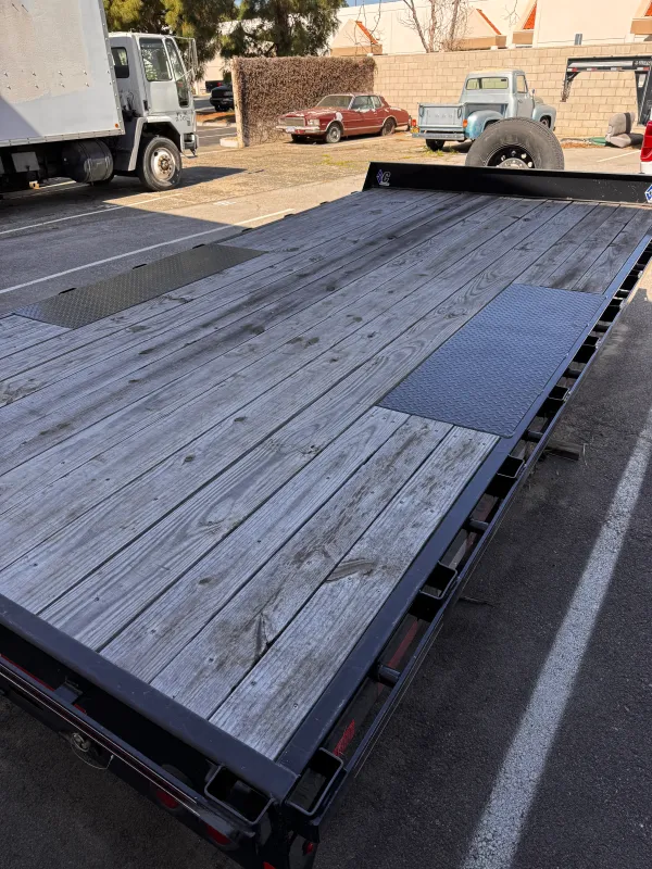 used Equipment / Flatbed Trailers Diamond C Trailers  for sale, in Agoura Hills, CA Thumbnail 7