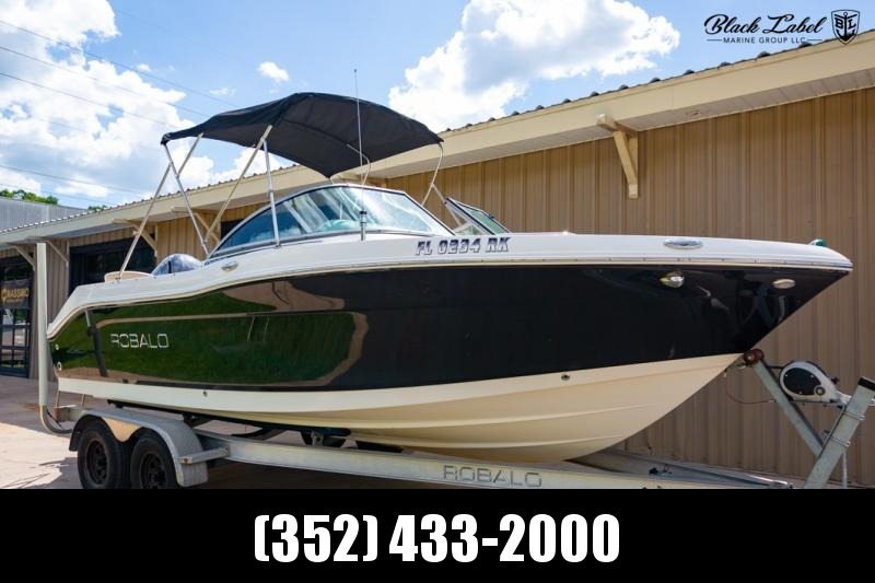 2017 Robalo 207 Center Console 2017 Robalo 207 Center Console