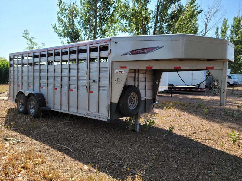 2017 Titan Trailers 20FT Gooseneck Livestock Trailer 2017 Titan Trailers 20FT Gooseneck Livestock Trailer
