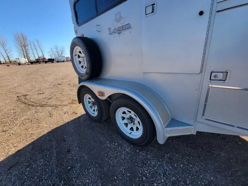 used Horse Trailers Logan Coach Trailers  for sale, in Fort Collins, CO Thumbnail 13