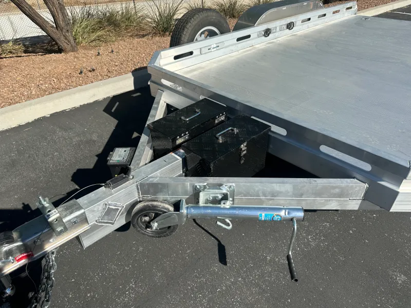 used Equipment / Flatbed Trailers Aluma  for sale, in Henderson, NV Thumbnail 2