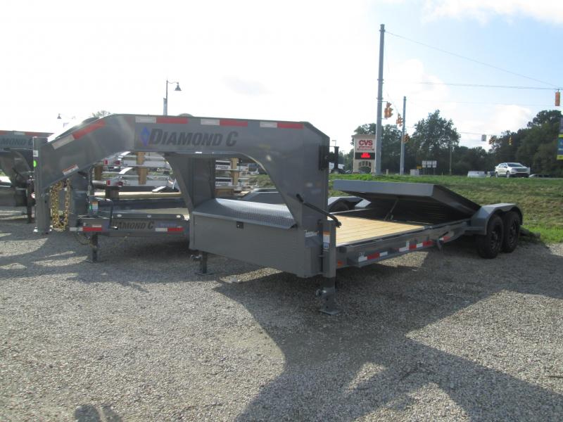 2022 8+16 20K Diamond C HDT210 Equipment Trailer. 52207 2022 8+16 20K Diamond C HDT210 Equipment Trailer. 52207