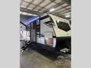 used Travel Trailers East To West Longitude for sale, in Spruce Grove, AB Thumbnail 7