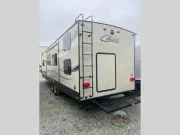 used Travel Trailers Keystone RV Cougar X-Lite for sale, in Spruce Grove, AB Thumbnail 4