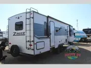 used Travel Trailers CrossRoads RV Zinger for sale, in Spruce Grove, AB Thumbnail 5