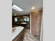 used Travel Trailers Keystone RV Cougar X-Lite for sale, in Spruce Grove, AB Thumbnail 9