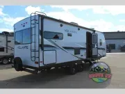 used Travel Trailers CrossRoads RV Volante for sale, in Spruce Grove, AB Thumbnail 6