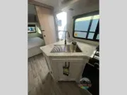 used Travel Trailers East To West Longitude for sale, in Spruce Grove, AB Thumbnail 13