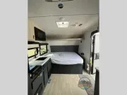 used Travel Trailers East To West Silver Lake for sale, in Spruce Grove, AB Thumbnail 8