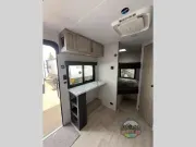 used Travel Trailers East To West Silver Lake for sale, in Spruce Grove, AB Thumbnail 16