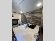 used Travel Trailers CrossRoads RV Zinger Lite for sale, in Spruce Grove, AB Thumbnail 24