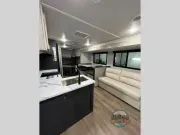 used Travel Trailers East To West Silver Lake for sale, in Spruce Grove, AB Thumbnail 22