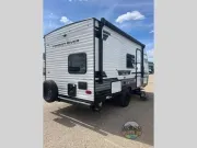 used Travel Trailers East To West Silver Lake for sale, in Spruce Grove, AB Thumbnail 5