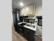 used Travel Trailers East To West Silver Lake for sale, in Spruce Grove, AB Thumbnail 11