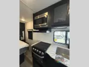 used Travel Trailers Coachmen Freedom Express Select for sale, in Spruce Grove, AB Thumbnail 13