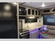 used Travel Trailers CrossRoads RV Volante for sale, in Spruce Grove, AB Thumbnail 11