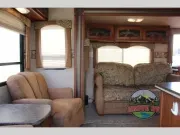 used Travel Trailers Heartland RV Caliber for sale, in Spruce Grove, AB Thumbnail 8
