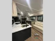 used Travel Trailers East To West Silver Lake for sale, in Spruce Grove, AB Thumbnail 9