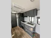 used Travel Trailers Keystone RV Bullet Crossfire for sale, in Spruce Grove, AB Thumbnail 9
