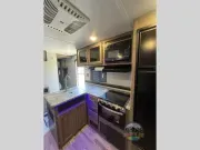 used Travel Trailers CrossRoads RV Zinger Lite for sale, in Spruce Grove, AB Thumbnail 18