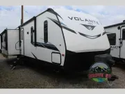 used Travel Trailers CrossRoads RV Volante for sale, in Spruce Grove, AB Thumbnail 7