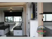 used Travel Trailers East To West Longitude for sale, in Spruce Grove, AB Thumbnail 7