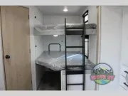 used Travel Trailers East To West Longitude for sale, in Spruce Grove, AB Thumbnail 18