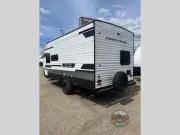 used Travel Trailers East To West Silver Lake for sale, in Spruce Grove, AB Thumbnail 3