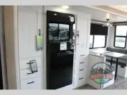 used Travel Trailers East To West Longitude for sale, in Spruce Grove, AB Thumbnail 14