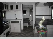 used Travel Trailers CrossRoads RV Zinger for sale, in Spruce Grove, AB Thumbnail 31