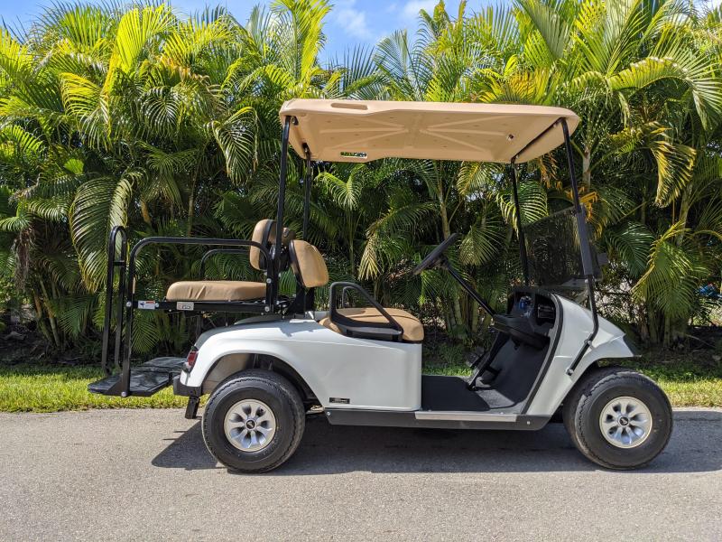 RECONDITIONED 2020 E-Z-GO TXT Golf Cart RECONDITIONED 2020 E-Z-GO TXT Golf Cart