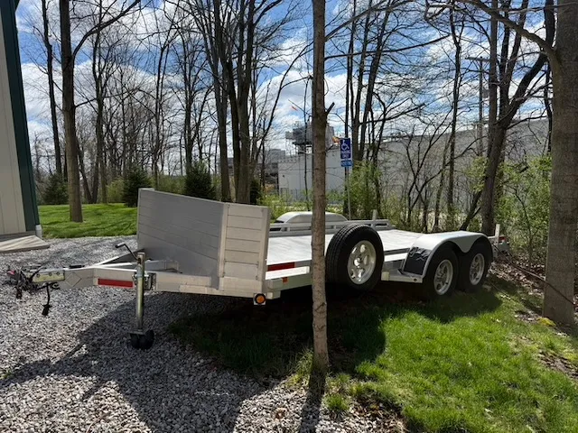 used Car Haulers / Racing Trailers Aluma  for sale, in Peninsula, OH Thumbnail 3