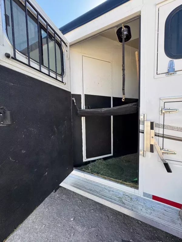 used Horse Trailers Trails West  for sale, in Las Vegas, NV Thumbnail 17