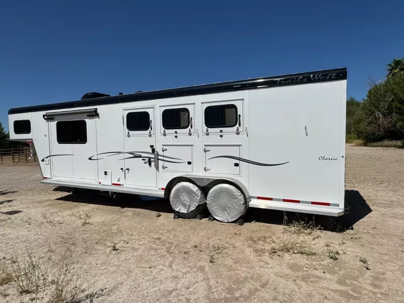 used Horse Trailers Trails West  for sale, in Las Vegas, NV Thumbnail 4