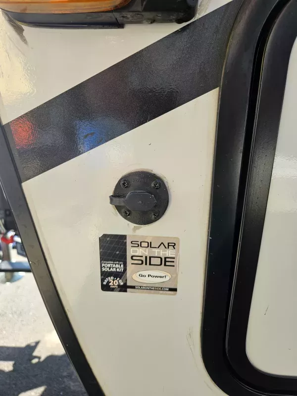 used Travel Trailers Winnebago Micro Minnie for sale, in Bonita, CA Thumbnail 11