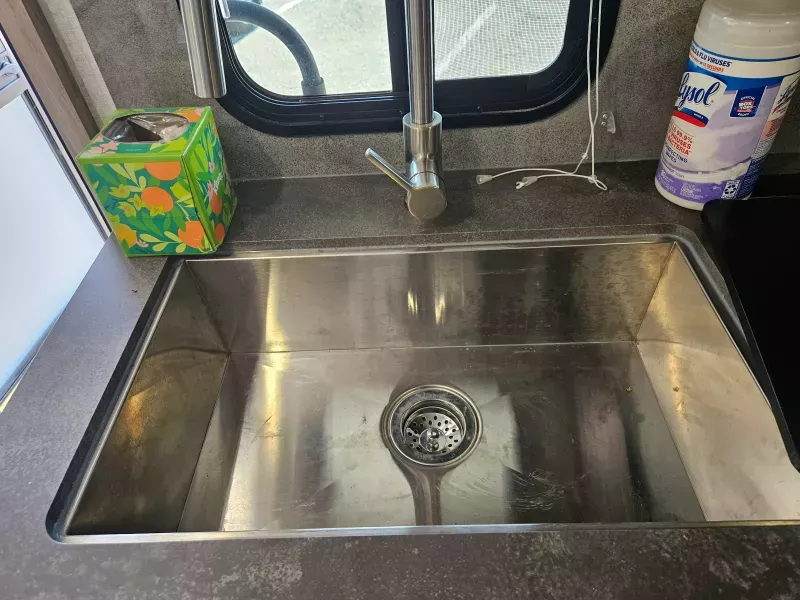 used Travel Trailers Winnebago Micro Minnie for sale, in Bonita, CA Thumbnail 21