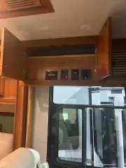 used Other Trailers Tiffin Motorhomes  for sale, in Omaha, NE Thumbnail 21