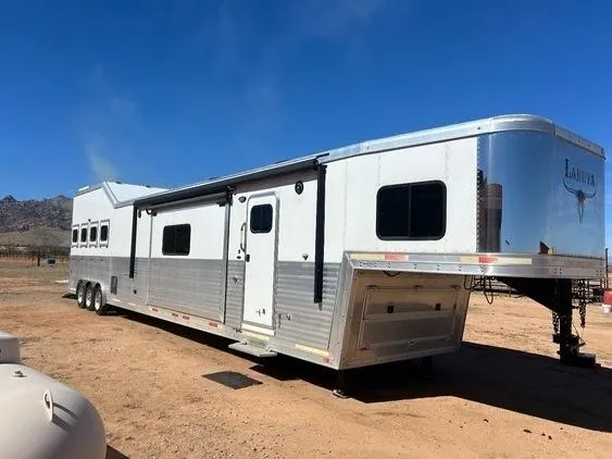 2017 Lakota photo 5