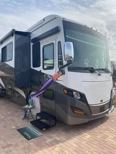 2022 Tiffin Motorhomes Allegro Red 360 37 BA