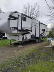 used Other Trailers Alliance RV  for sale, in Omaha, NE Thumbnail 1