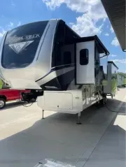 2021 Forest River Cedar Creek Champagne Edition 38EL