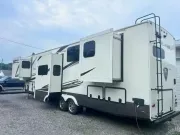 used Other Trailers Vanleigh RV  for sale, in Omaha, NE Thumbnail 2
