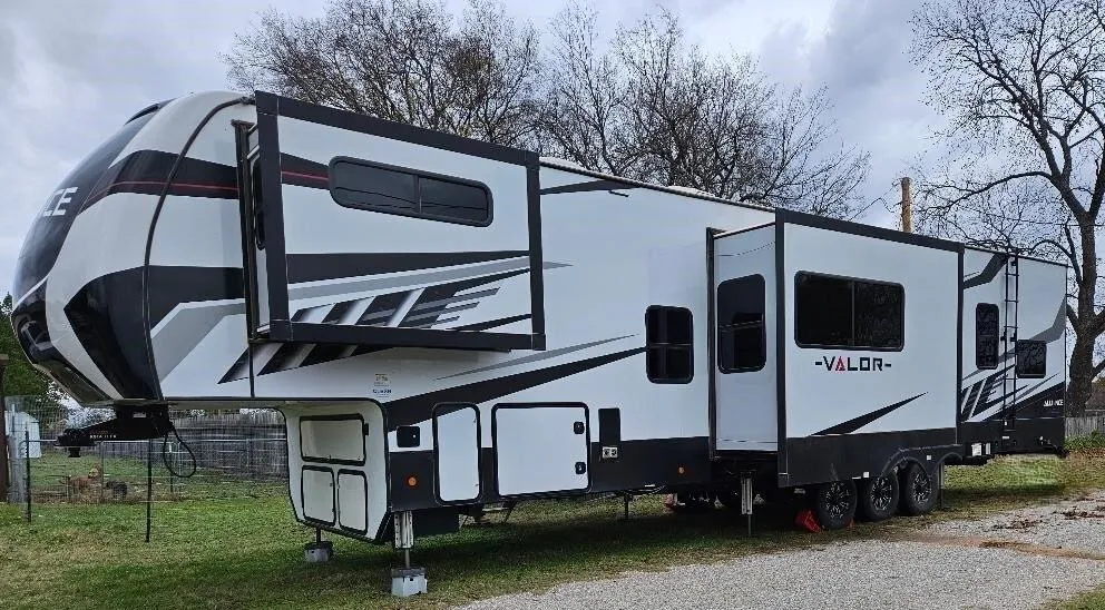 2022 Alliance RV photo 5