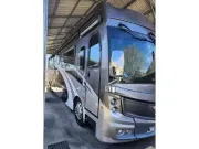2022 Fleetwood Discovery® LXE 44S