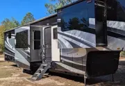 used Other Trailers Grand Design RV  for sale, in Omaha, NE Thumbnail 3
