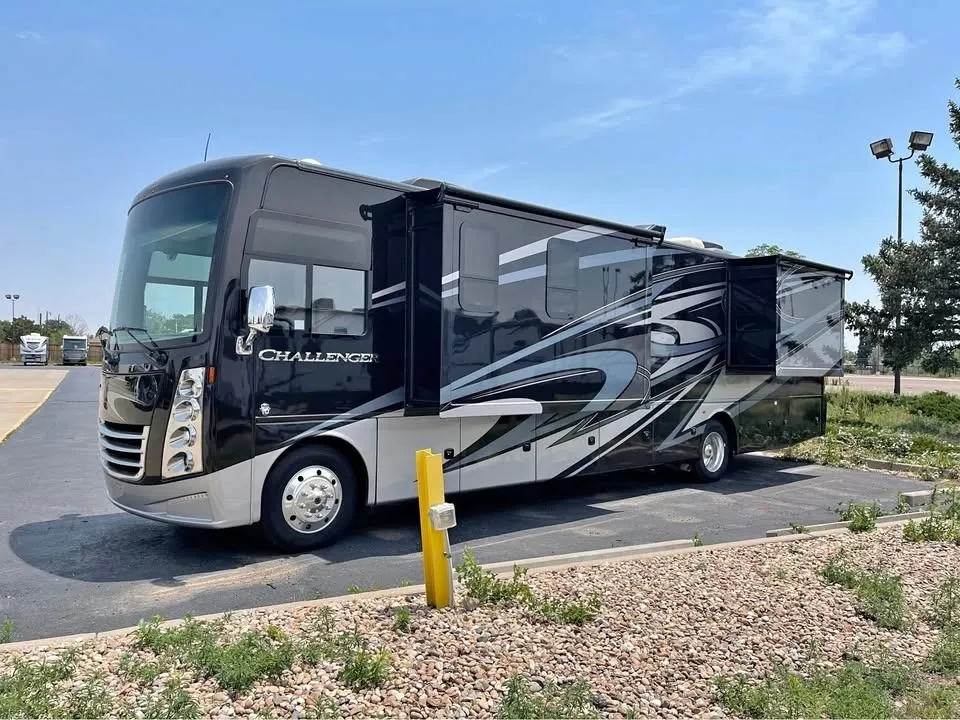used Other Trailers Thor Motor Coach  for sale, in Omaha, NE image-0