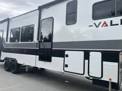 2024 Alliance RV photo 9