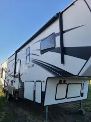 2014 Keystone RV photo 2