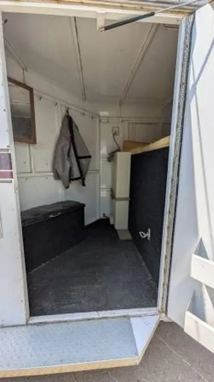 used Horse Trailers Other  for sale, in Omaha, NE Thumbnail 3
