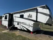 2021 CrossRoads Redwood RW4001LK